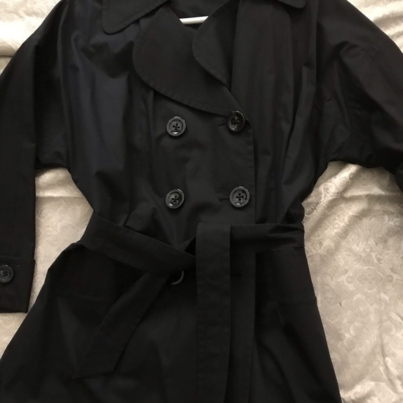 Ellen Tracy medium trench coat - Picture 3 of 5